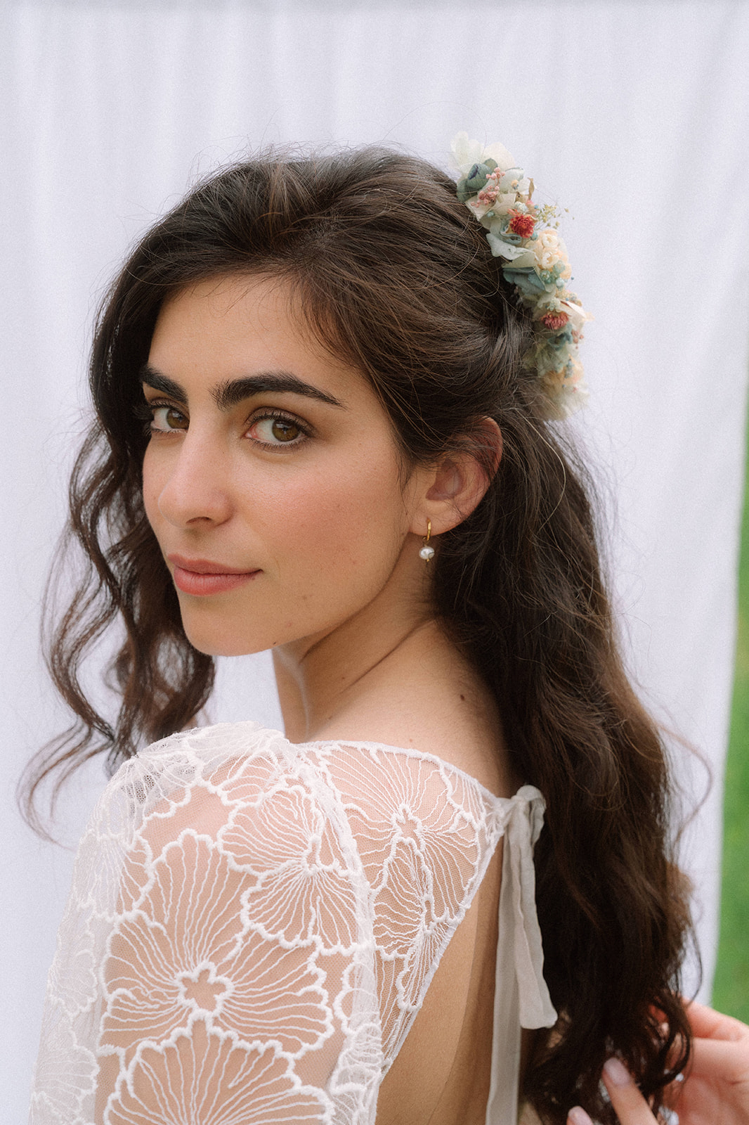 Maquillaje y peinado de novia romántico. Barcelona
